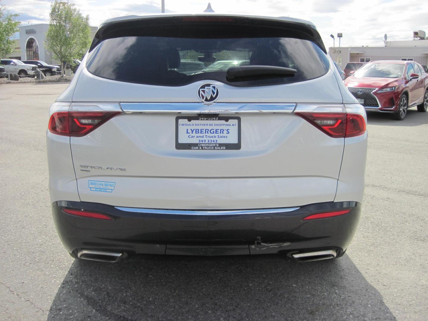 2022 silver /black Buick Enclave (5GAEVBKW7NJ) , located at 9530 Old Seward Highway, Anchorage, AK, 99515, (907) 349-3343, 61.134140, -149.865570 - Photo#3